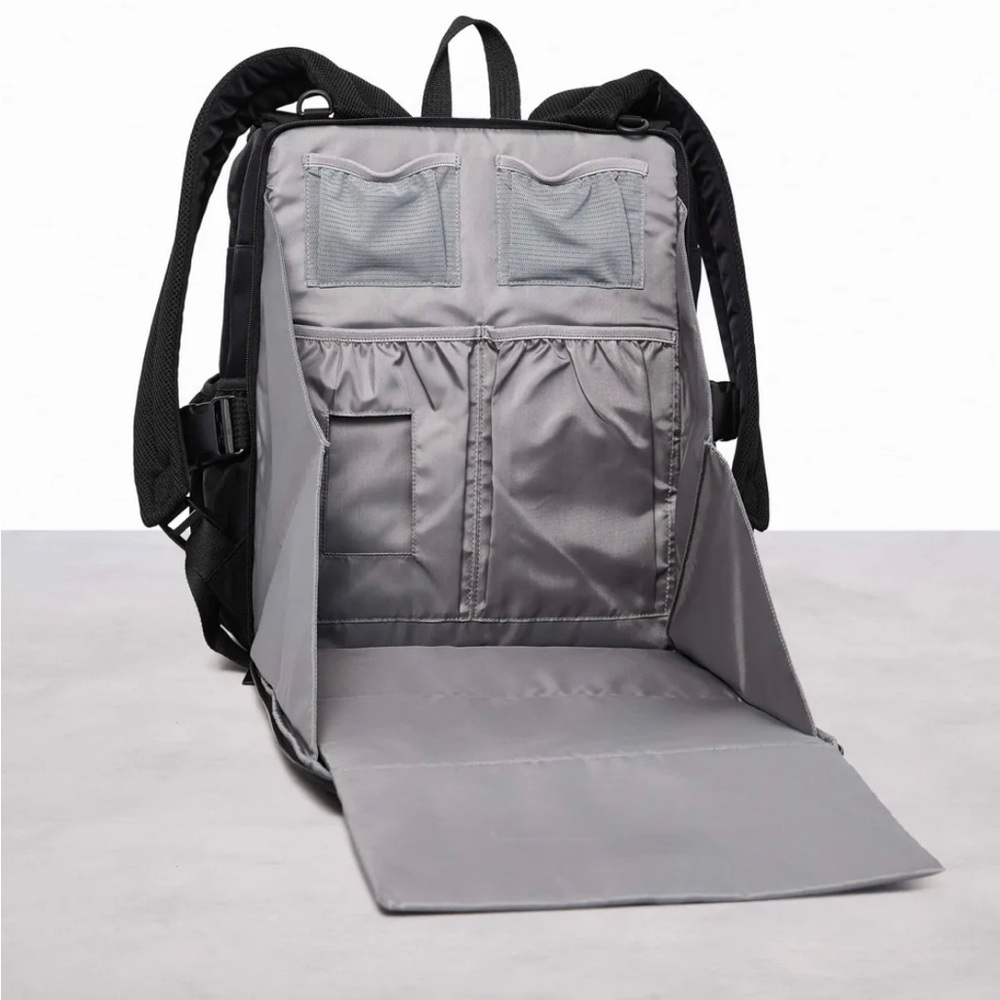 Beis Ultimate backpack